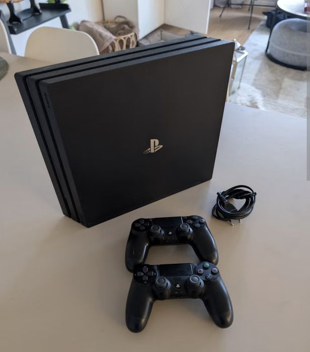 PlayStation 4 Pro 1TB 4k Orginal 18та уйини бор (Джойстик 2та)