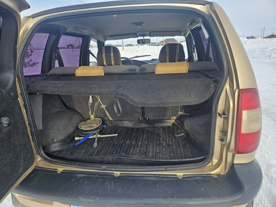 Продам ниву CHEVROLET