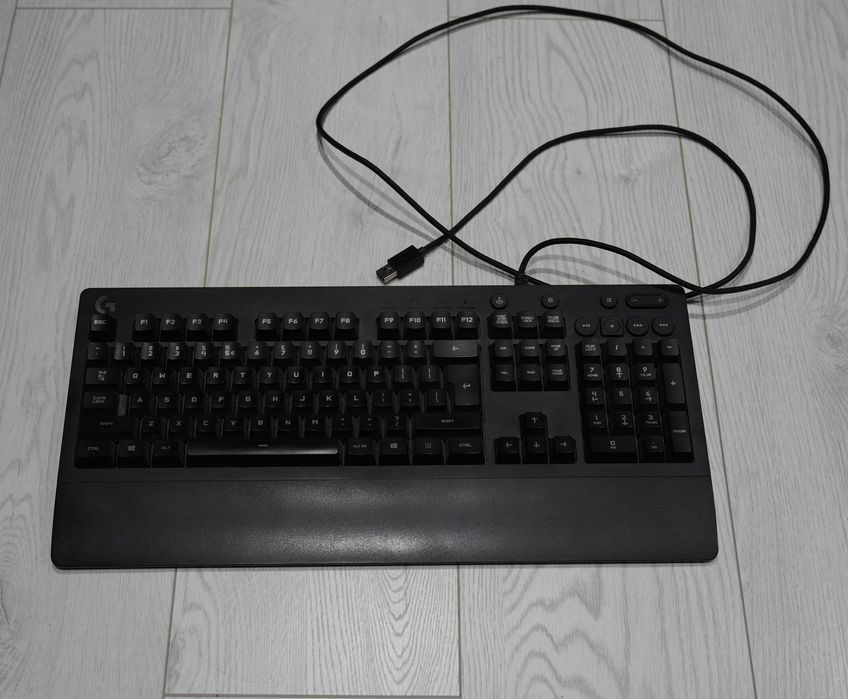 Геймърска клавиатура лоджитек - G213 RGB Logitech