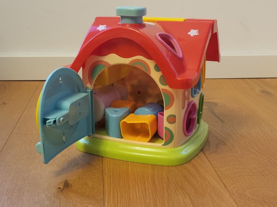 Jucarie bebelusi Minibo - Casuta cu activitati