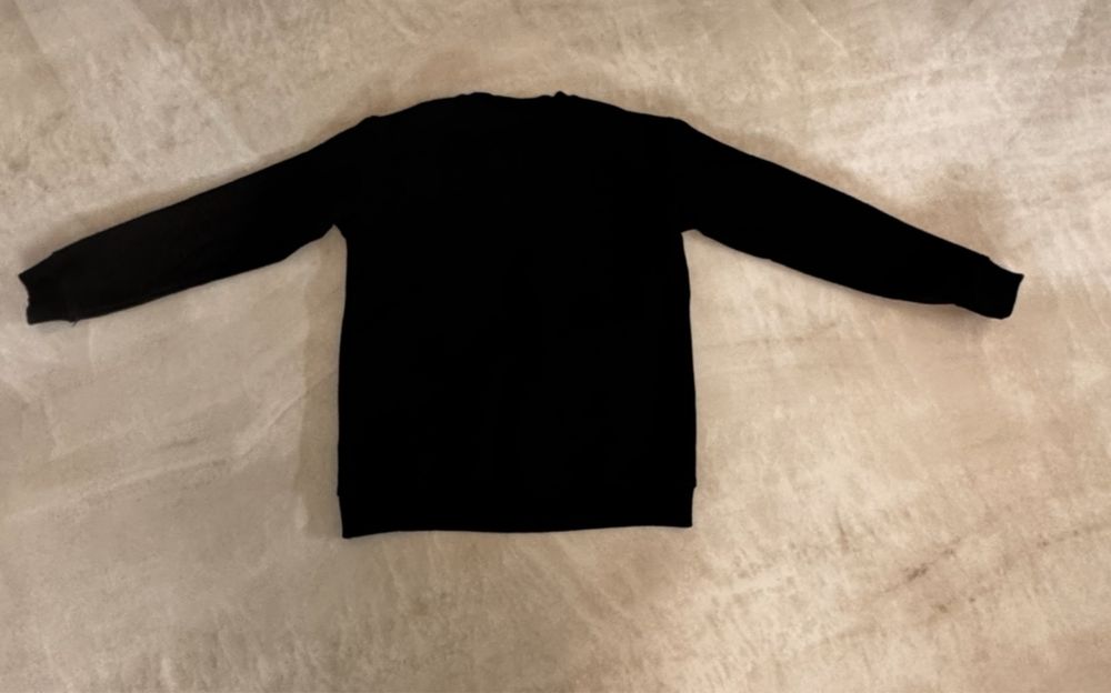 Половер на Moschino