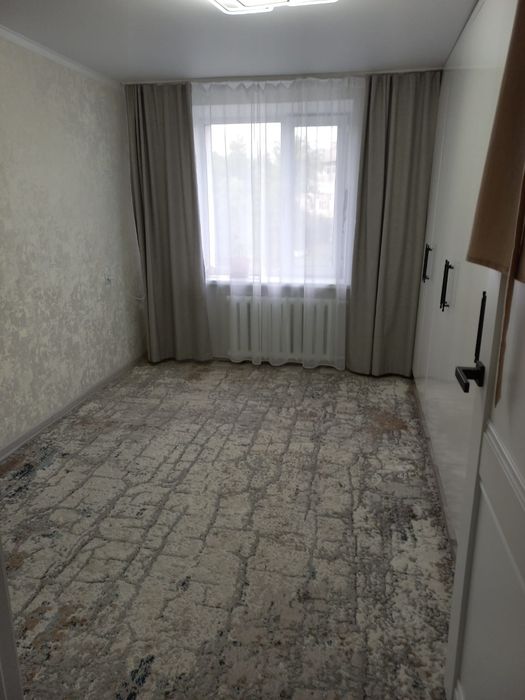 Продам 3- х  комнатную квартиру