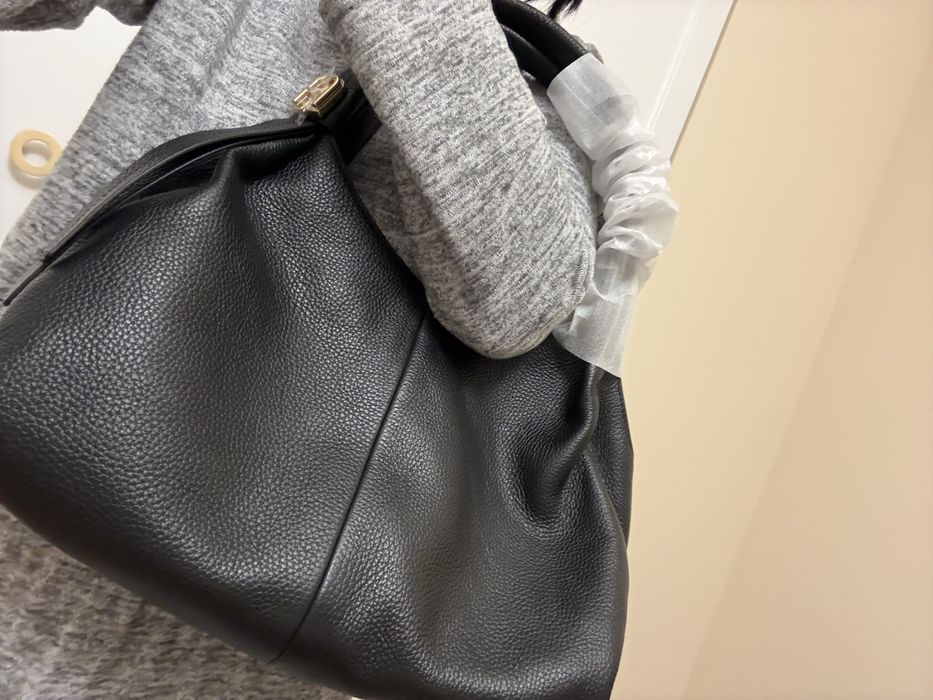 Vand geanta Furla noua