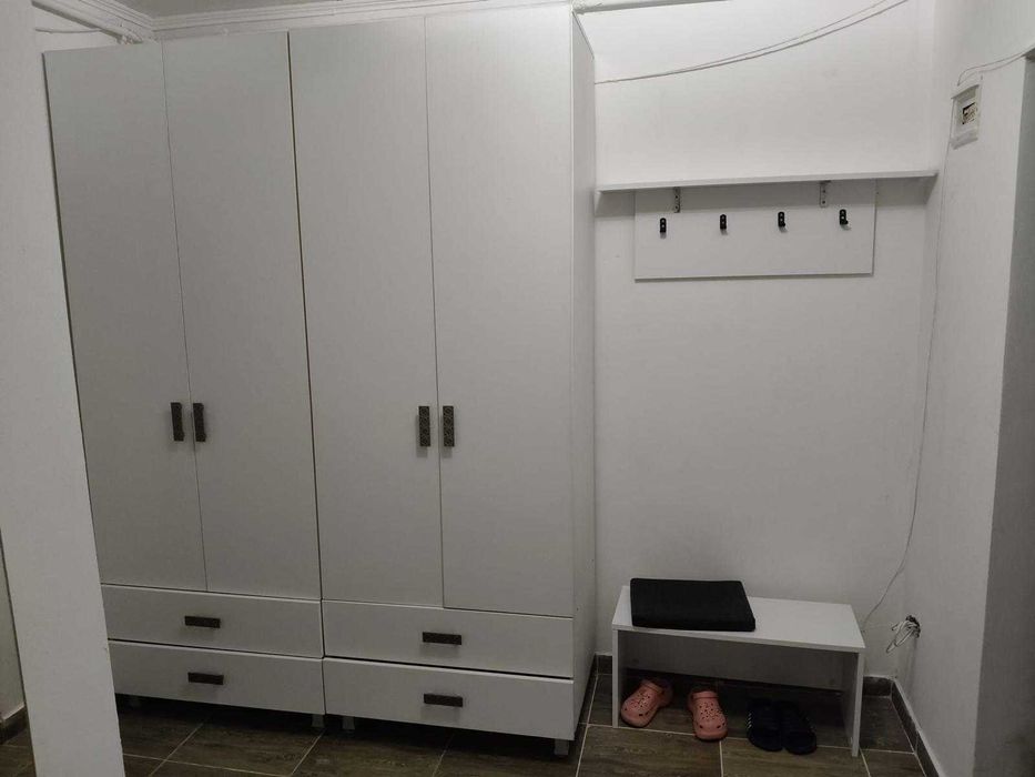 Închiriez apartament