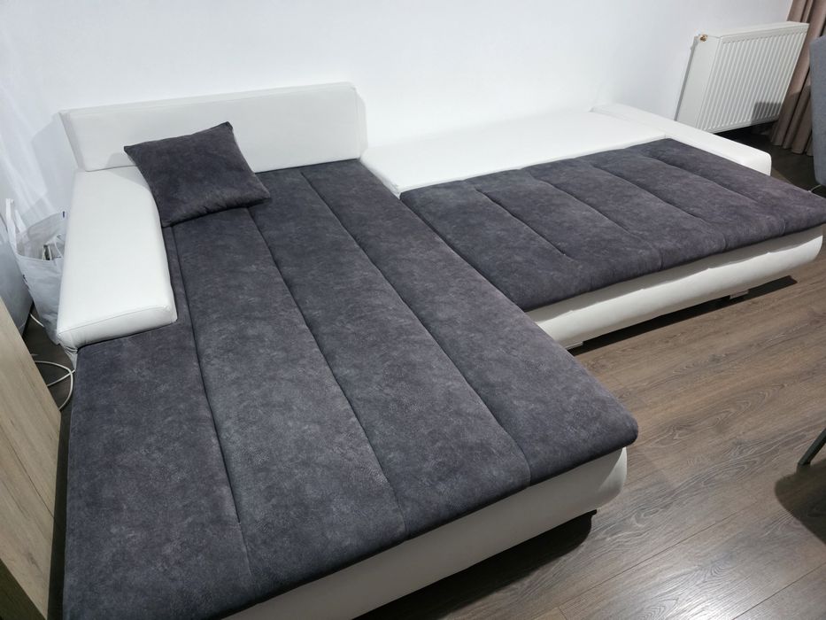 Vand coltar extensibil stare excelenta fara pete sau defecte 
L(lungim