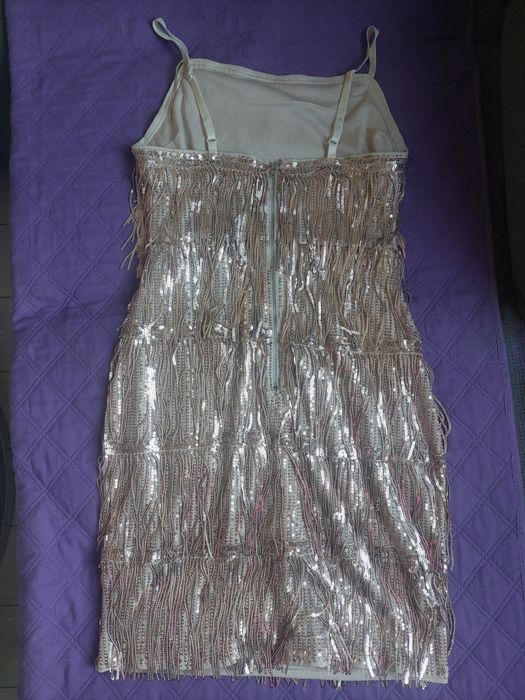 Чисто нова дамска рокля