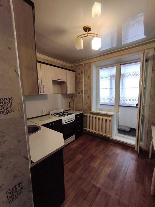 продам 1 ком.квартира в 8 мкр