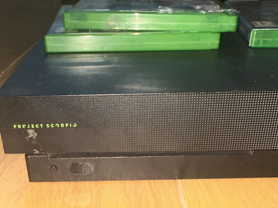 Xbox One X Project Scorpio Limited Edition 4K disc jocuri controller