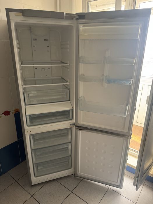 Продам холодильник Samsung