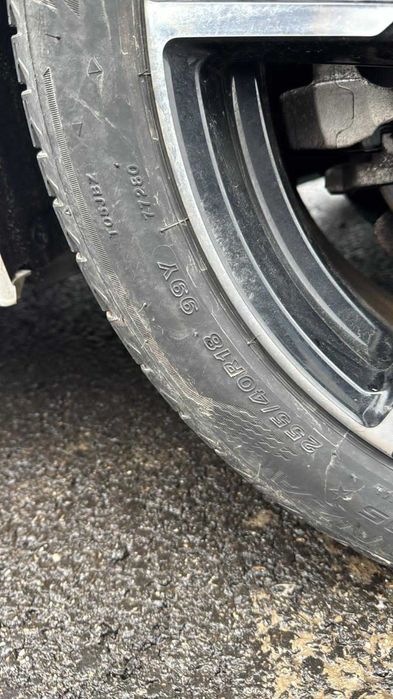 Anvelope VARA Bridgestone 2 x 225 45 R18 si 2 x 255 40 R18 BMW Seria 3