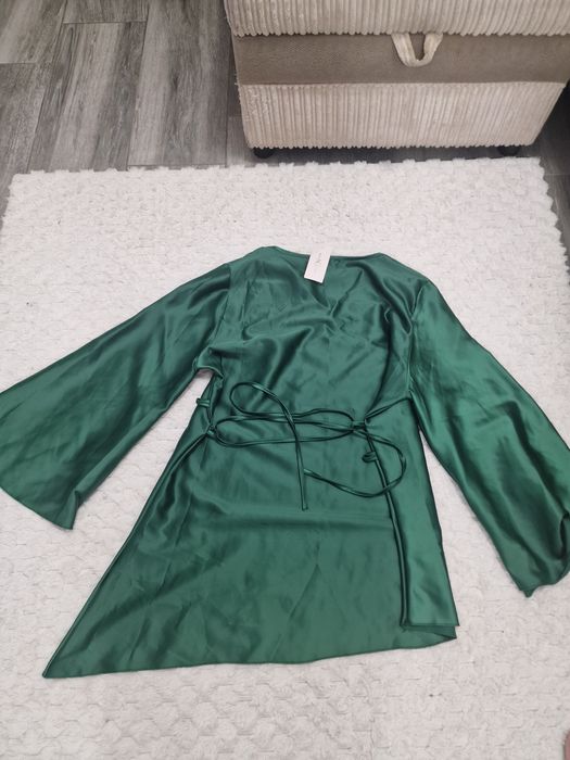 Bluza din satin verde smarald
