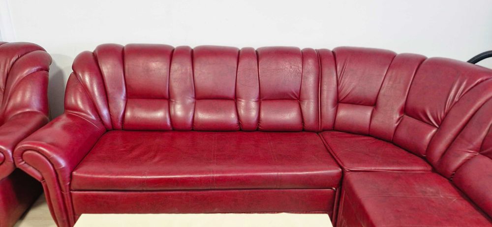 Set Coltar si fotoliu