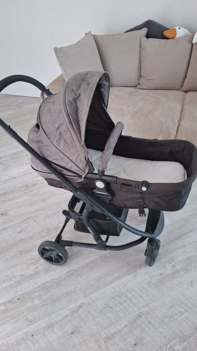 Продам детскую коляску Tomix Sandy с матрасиком б/у