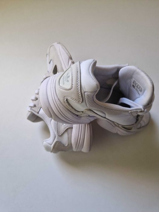 Adidas Original Falcon оригинални маратонки