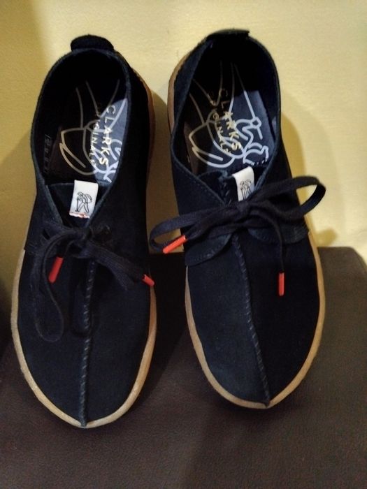 Мъжки мокасини от естествен велур с калчуковова подметка на Clarks