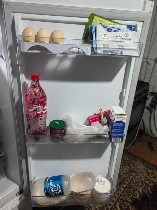Холодильник срочно продам
