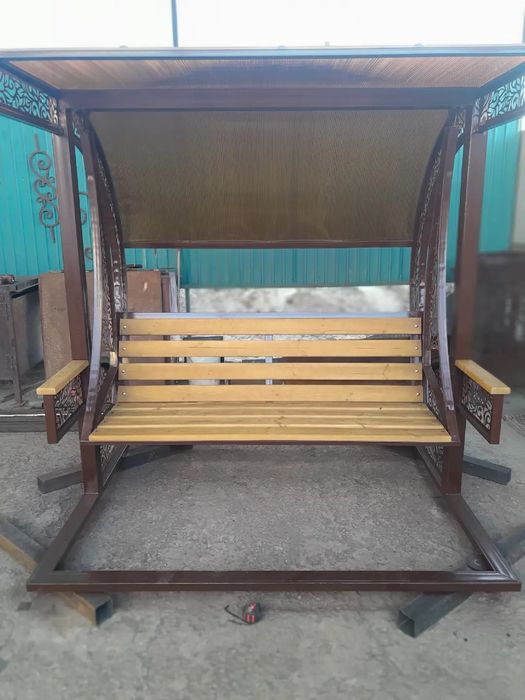 Качелья.         .