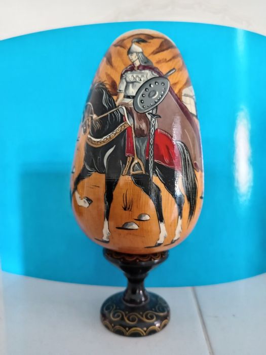 Сувенир на подставке