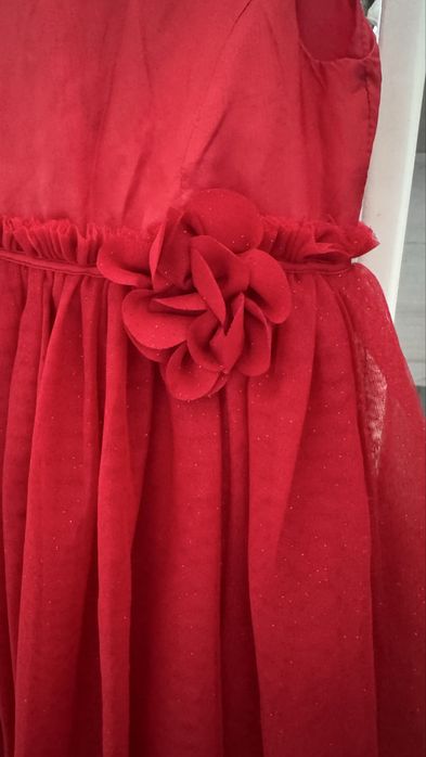 Красивое платье на 6-7 лет