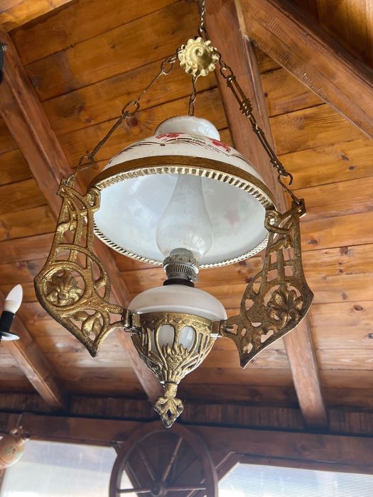 Vând lampă pe gaz de epocă 70 ani