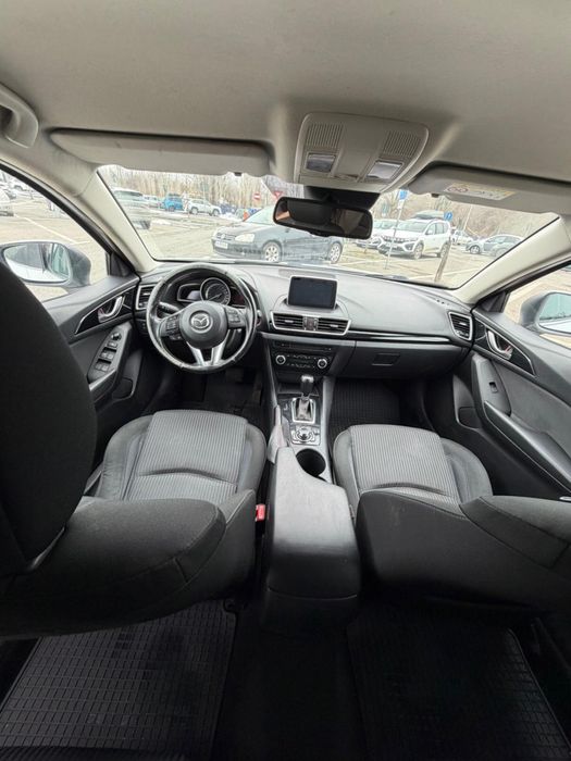 Vand Mazda 3 2015