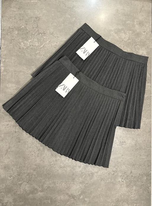 Продавам красив комплект – блуза и лук.