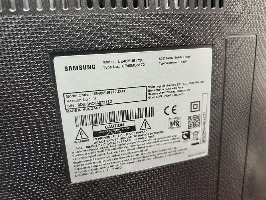 Smart TV Samsung за части-счупена матрица