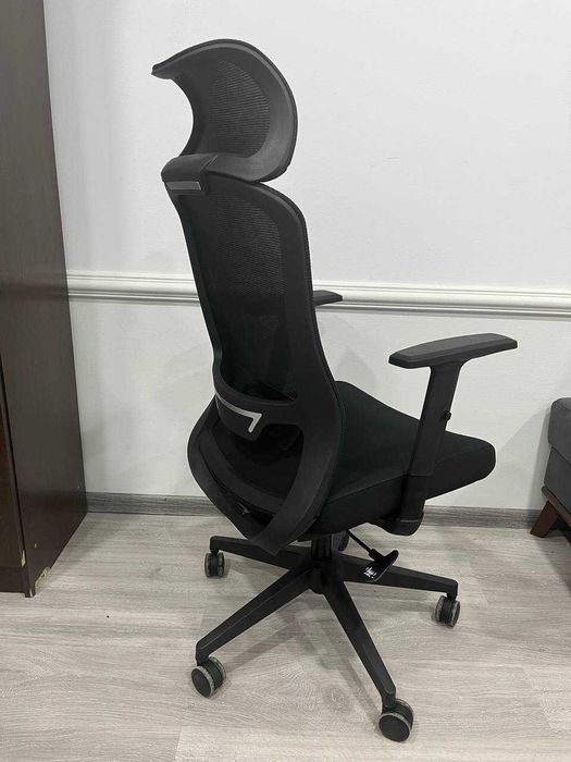 Офисное кресло сеточный универсальный есть доставка