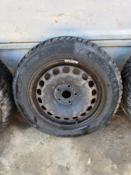 Cauciucuri cu jante 205/55R16 M+S