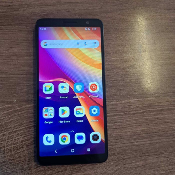 Смартфон TCL 501