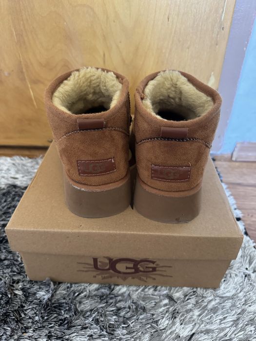 Дамски обувки UGG