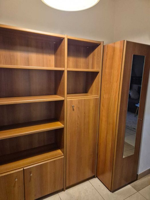 Mobila hol / bibliotecă Neoset din lemn – stare foarte bună