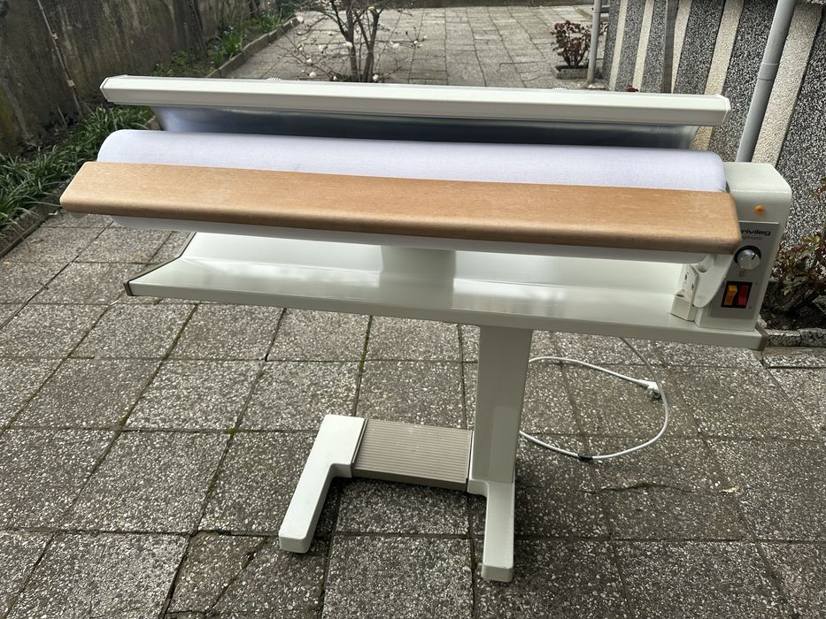 Гладачна машина каландър Привилег/Privileg