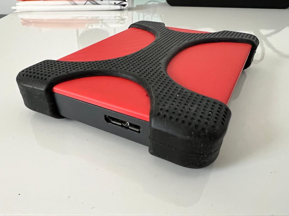 Hard disk extern 2TB - WD My Passport Red (sigilat)