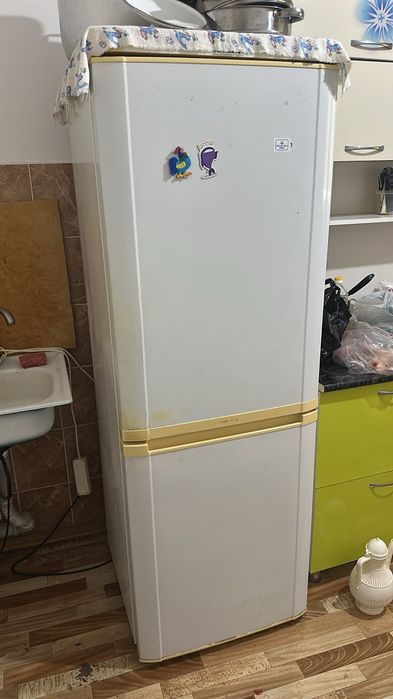Продается Холодильник