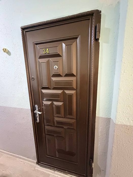 Продаётся квартира  1 комнатная Кадышева