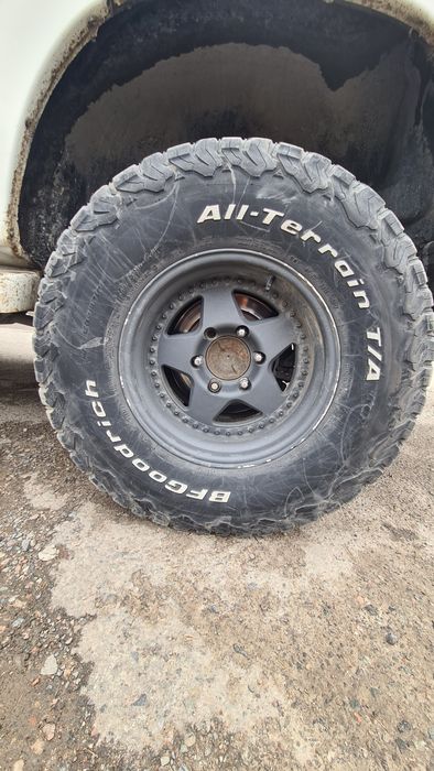 Диск с покрышкой 285/75/16