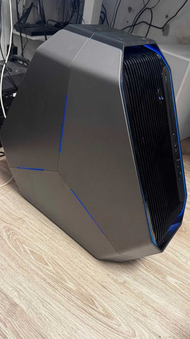 PC Gaming Alienware Area-51 R2 - i7 5930K | RTX 3060 Ti 8GB | 16GB RAM | SSD 100GB
