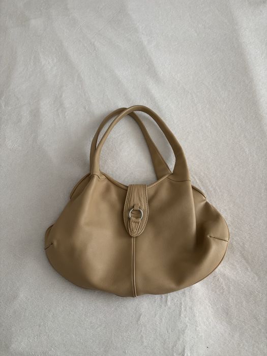 Естествена бежова кожа чанта