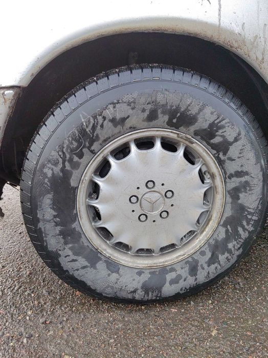 Продам комплект колес на Мл163