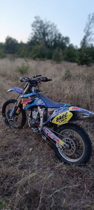 Yamaha yzf   250.  an fabricatie  2009
