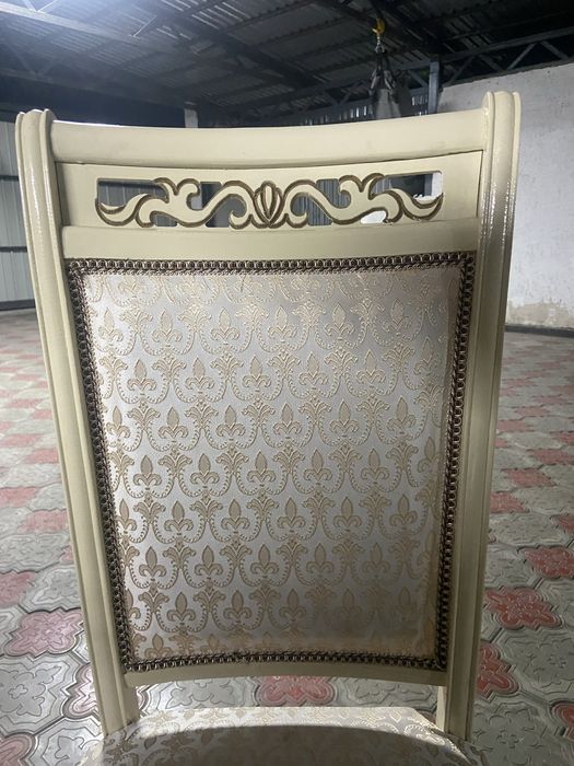 стулья для гостиной