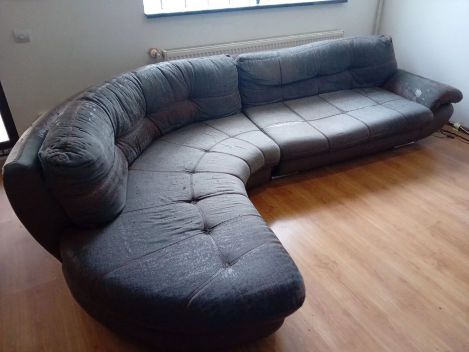 Vând canapea tip coltar