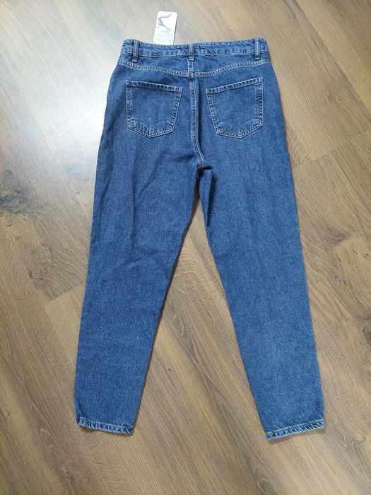 Дънки чисто нови 28номер