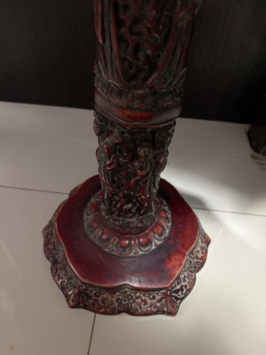 Masa vintage cu model