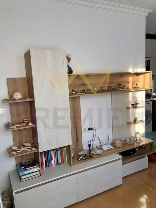 Продава се Двустаен апартамент в Бургас, Сарафово - 51 кв.м за 2059 €/кв.м - Снимка #2