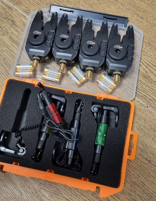 SET 4 Avertizori FL JY79 + 4 Hangere (swinger) FL cu iluminare