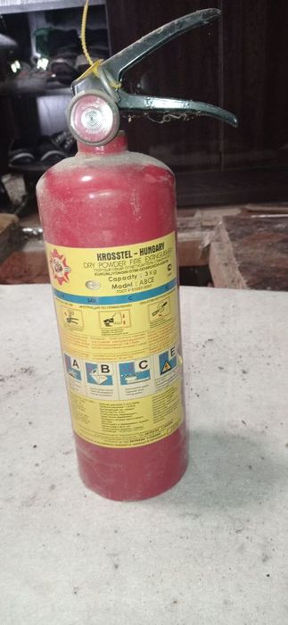 Огнетушитель порошковый