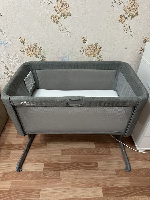 Продам манеж joie roomie glide