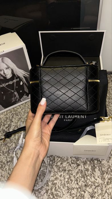 Geanta YSL pe stoc